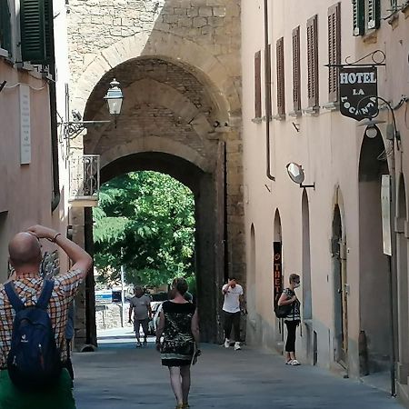 Camere La Torre Volterra Kültér fotó