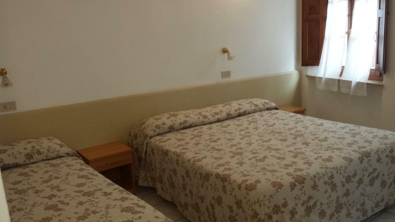 Camere La Torre Volterra Kültér fotó